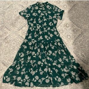 Lulu's Floral Dressed Up Dark Green Floral Print
Midi Dress